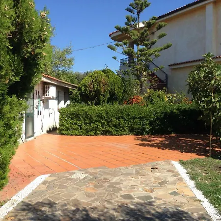 Hébergement de vacances S. Giorgio Tinnura